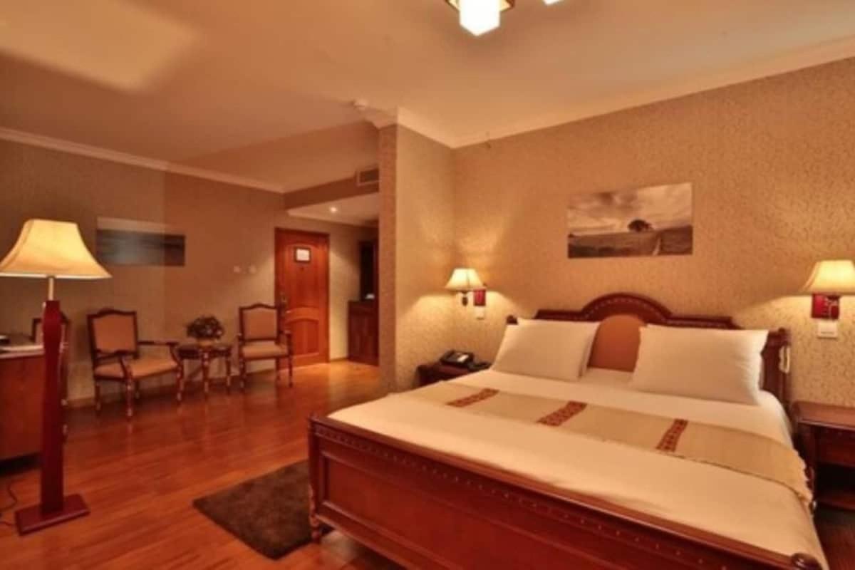 Abyssinia Renaissance Hotel แอดดิสอาบาบา ภายนอก รูปภาพ