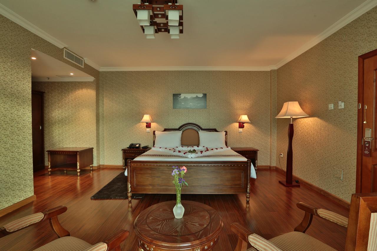 Abyssinia Renaissance Hotel แอดดิสอาบาบา ภายนอก รูปภาพ
