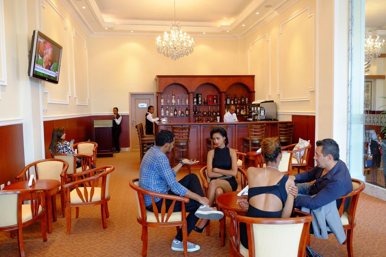 Abyssinia Renaissance Hotel แอดดิสอาบาบา ภายนอก รูปภาพ