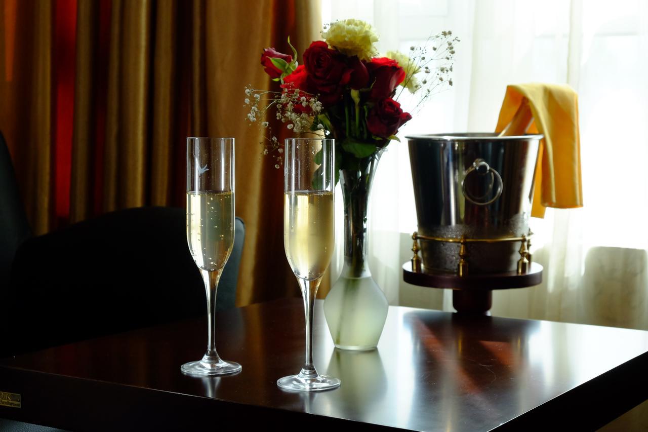 Abyssinia Renaissance Hotel แอดดิสอาบาบา ภายนอก รูปภาพ